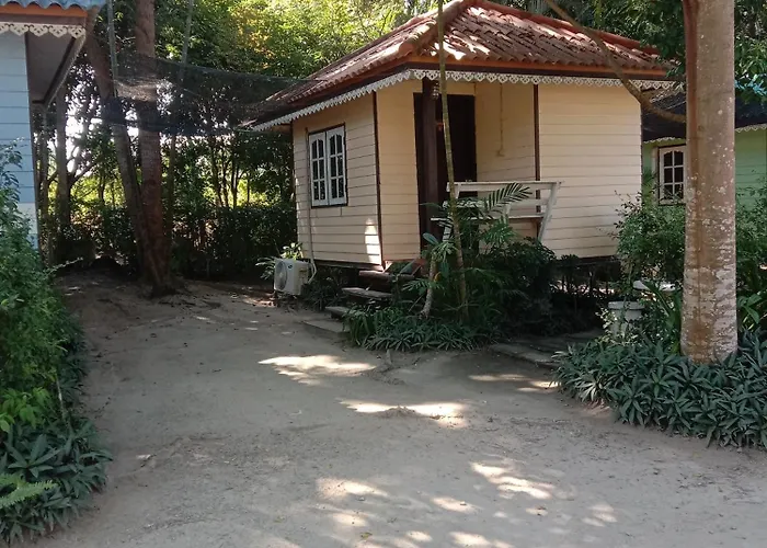 บ้านไอหมอกสวนผึ้ง บ้านพัก 4*